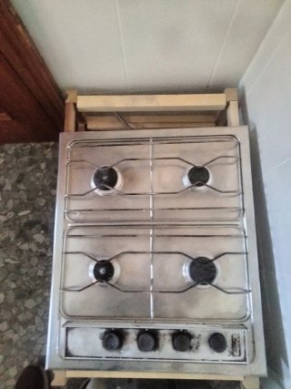Hornilla Teka 4 fuegos gas