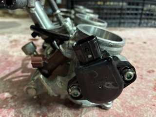 Cuerpo admision inyeccion Honda CBR 1000 RR 2007