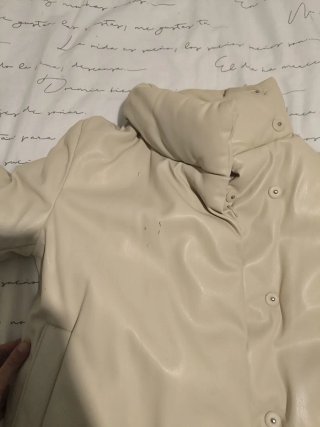 Chaquetón acolchado beige