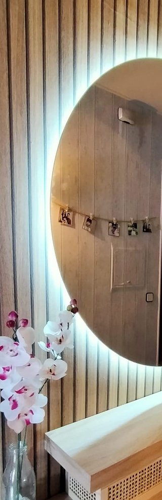 Espejo LED Media Luna 118x56cm