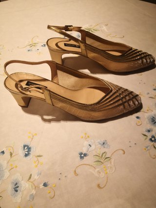 Zapatos Salón Destalonados Argenta Dorados