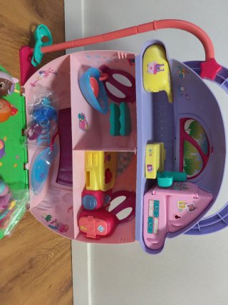Casa Bebés Llorones con accesorios