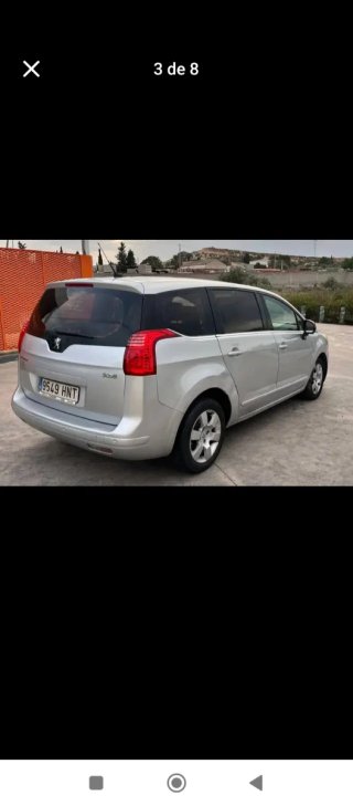 Peugeot 5008 2013