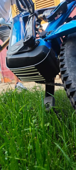 Tapa motor Cube one77