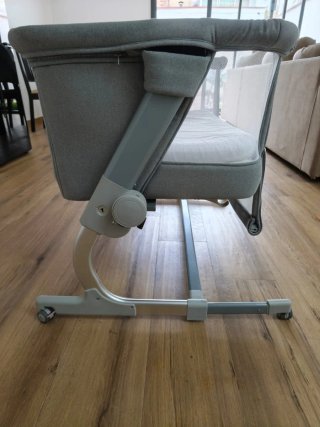 Cuna de colecho Jané Babyside gris