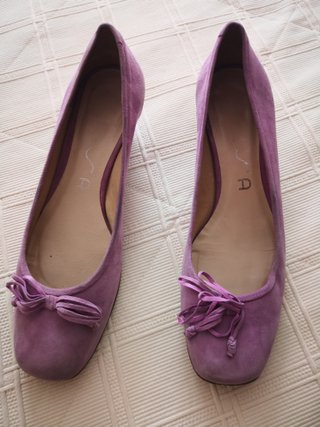 Bailarinas tacón lila con cuña
