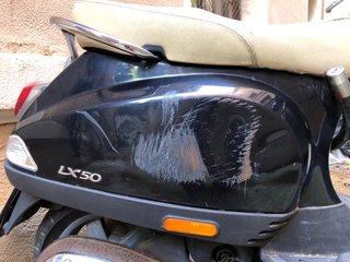 Vespa LX 50 2T Negra Automática