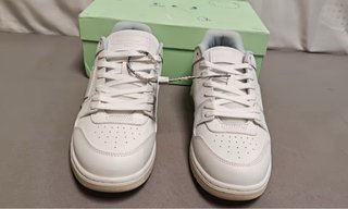 Off-White Out of Office Scarpe Bianche e Nere