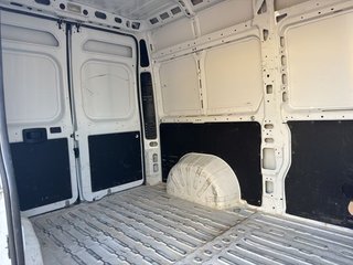 Opel Movano L2H2 3.5T 2.2 BHDi 88kW