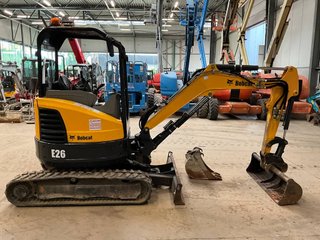 Mini Excavadora Bobcat E26
