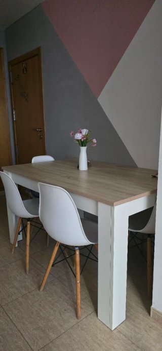 Tavolo da Pranzo Estensibile + 4 Sedie