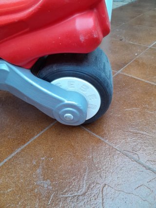 Moto infantil roja y gris