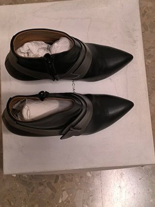 Botines Balenciaga Piel Gris/Negro Talla 39