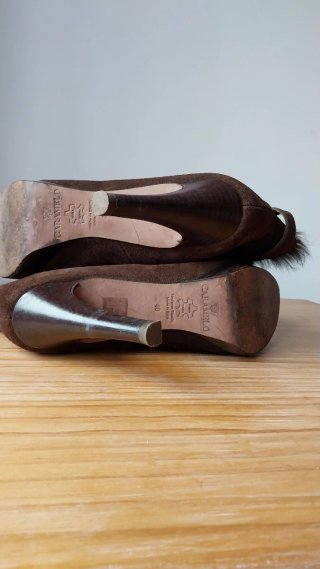 Botines de piel con pelo