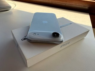 iPhone Air 256GB sky blue.