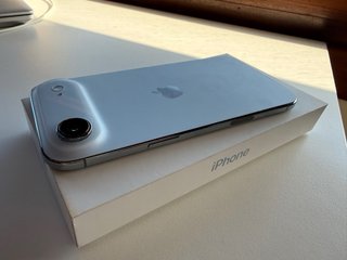 iPhone Air 256GB sky blue.