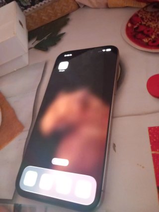 iPhone 16 Pro Max Dorado