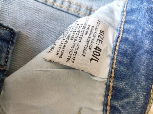 Shorts vaqueros mujer con perlas