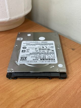 Disco Duro Toshiba 500GB -NO-