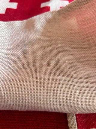 Funda Cojín Diseño Cruz Suiza Roja