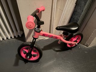 Bici sin pedales rosa