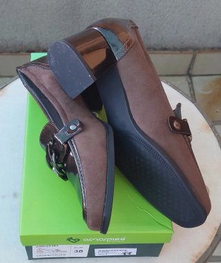 Zapatos Amarpies Tacón Marrón y Negro