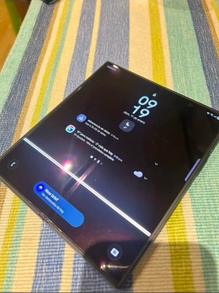 Samsung Z Fold 6