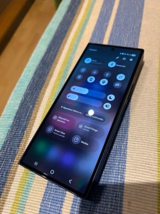 Samsung Z Fold 6