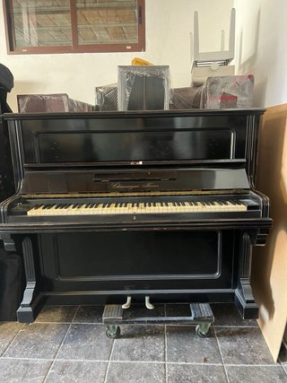 Lote 4 pianos clásicos