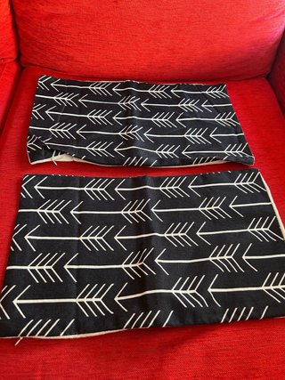 Funda cojín con estampado de flechas