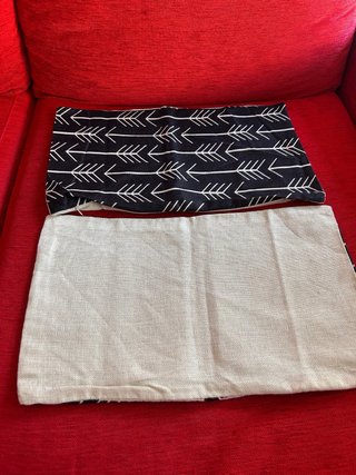 Funda cojín con estampado de flechas