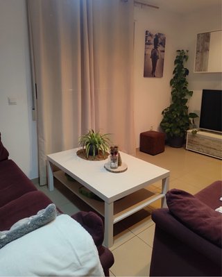 Mesa de centro IKEA (Gran tamaño y perfecto estado