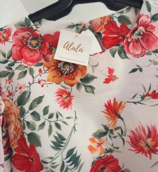 Vestido floral mangas abullonadas