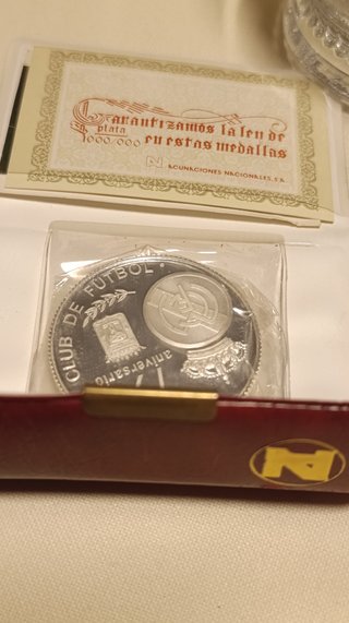 Moneda Conmemorativa Real Madrid 75 Aniversario
