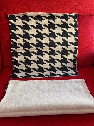 Funda cojín tela beige y negro