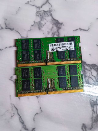 2x SK hynix 16GB DDR4 PC4-2666V