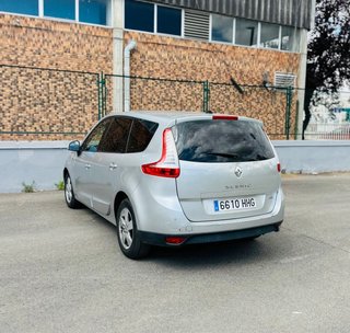 Renault Grand Scenic 2011