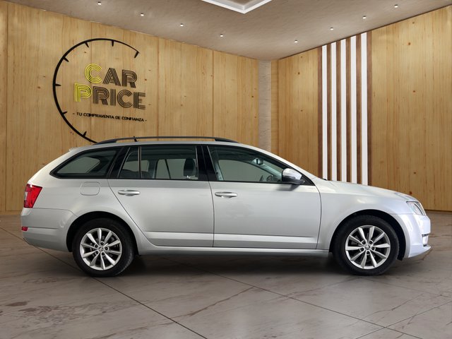 Skoda Octavia Kombi 1.6 TDI 110 c.v. DSG Style