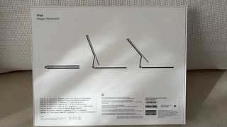 Apple Magic Keyboard 11”