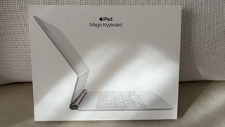 Apple Magic Keyboard 11”