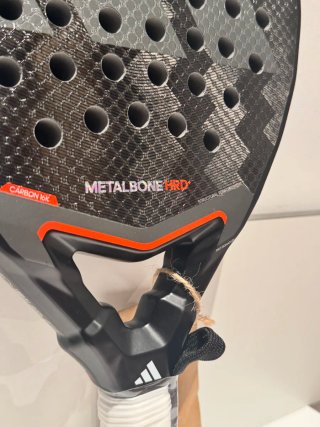 Pala Adidas Metalbone HRD +3.4 2026