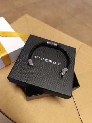 Pulsera Viceroy trenzada con detalles plateados