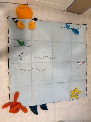 Manta de juegos infantil
