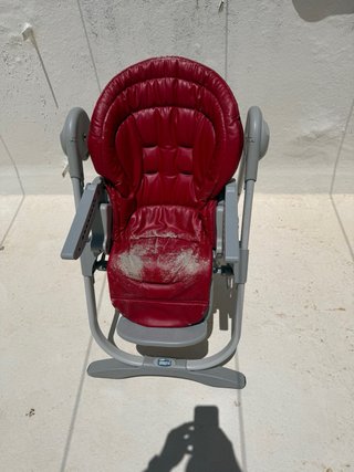 Trona Chicco ajustable con bandeja