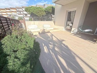 Piso en venta en Santa Margarida en Roses