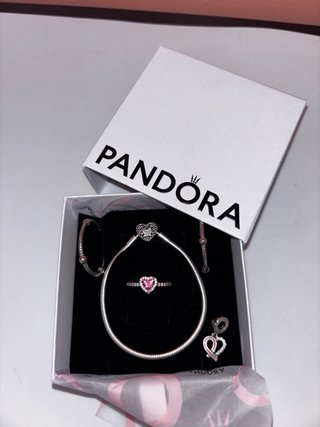 Pandora Anillo Corazón Rosa y Pulsera Plata