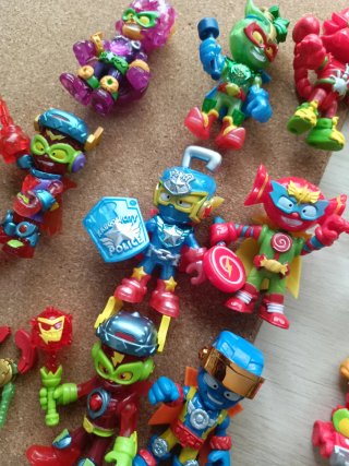 Lote SuperZings / SuperThings Figuras Raras