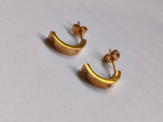 Pendientes Cartier dorados