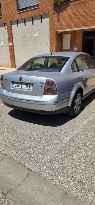 Volkswagen Passat 2003