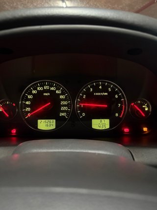 Volvo V40 2003